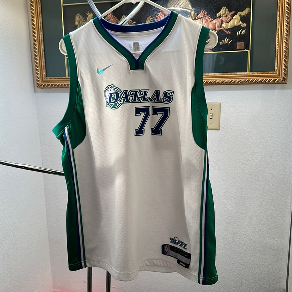 Luca doncic authentic Jersey city edition